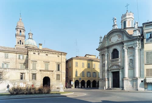 Reggio Emilia photo